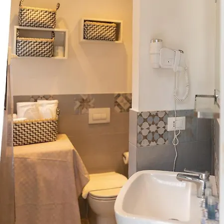 L'arche Comfort&relax, Sweet Via Eraclito * Milaan